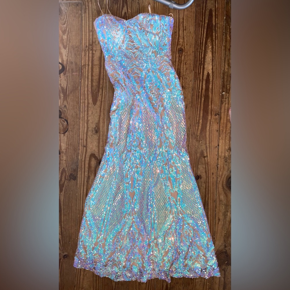 TLC say yes to the prom sequin dress
